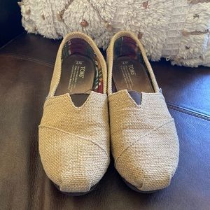 Toms Burlap Ladies Slip on Shoes